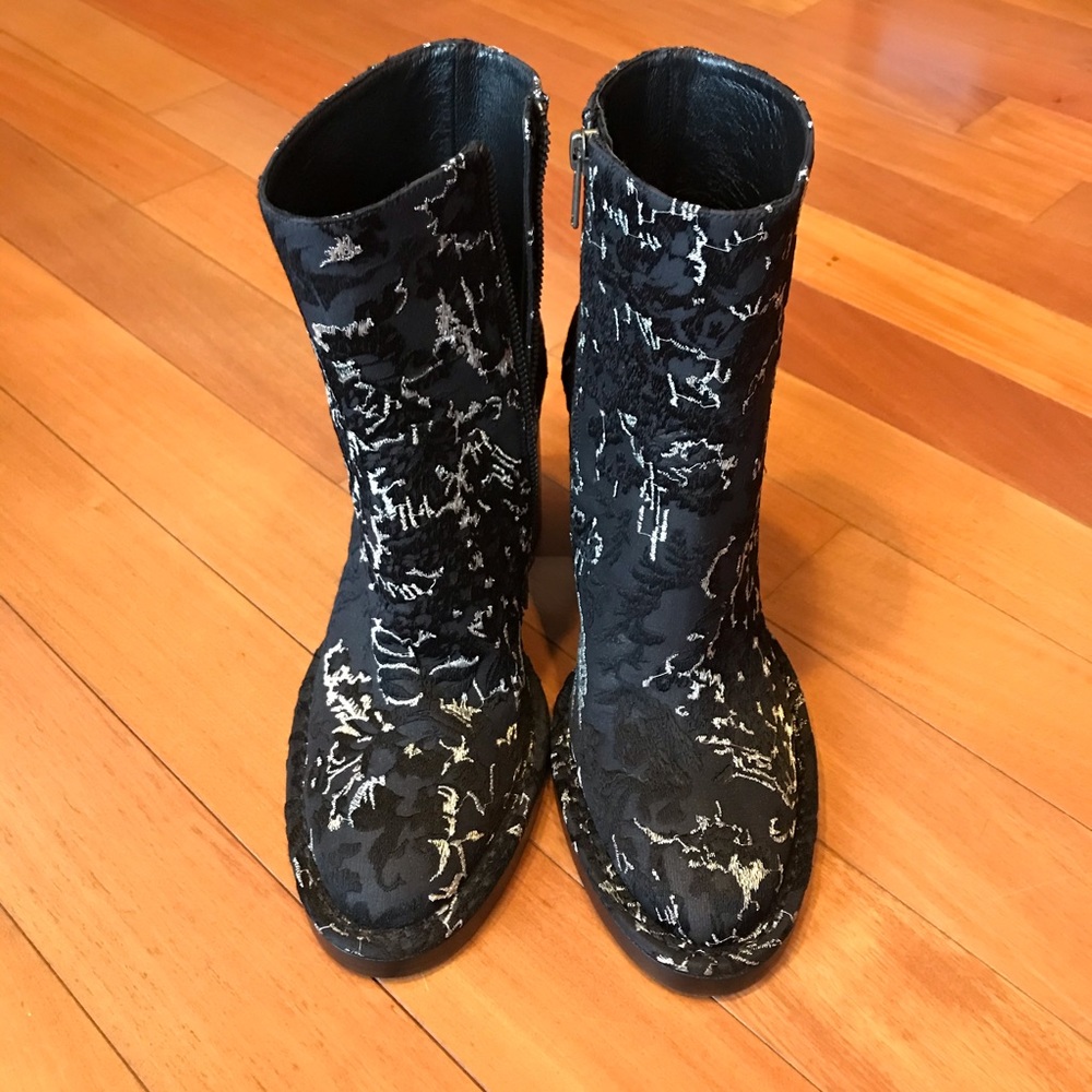 Ann Demeulemeester Embroider Boots